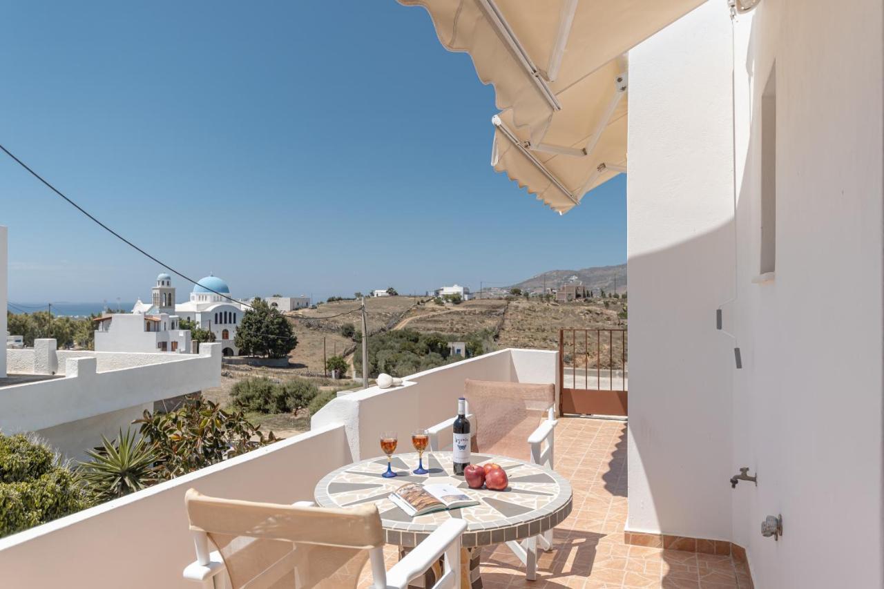 Naxian White House In Glinado * Glinado Naxos