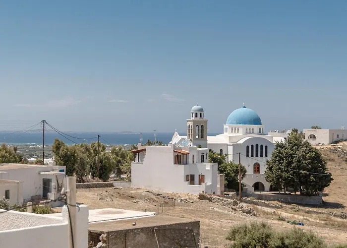 Naxian White House In Glinado